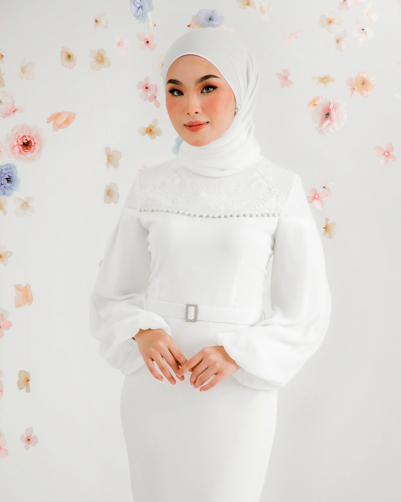BASIC CHIFFON SHAWL IN OFF WHITE